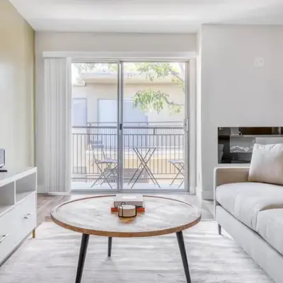Encino 1br w wd pool gym nr Ventura Blvd LAX-947