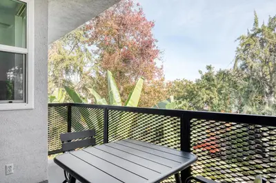 Gallery image of Beverly Hills 2BR nr the Grove Rodeo Drive LAX-617 in Los Angeles