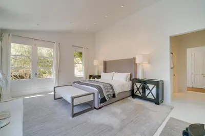 Gallery image of Gorgeous Carpinteria Home Pool, Spa, Fireplaces! in Carpinteria