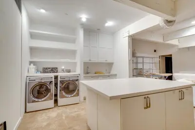 Gallery image of Gorgeous Carpinteria Home Pool, Spa, Fireplaces! in Carpinteria