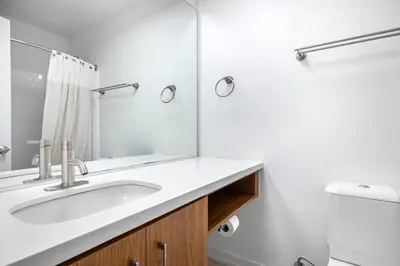 Gallery image of Redondo Beach 1BR w Pool Gym 1 block from beach LAX-437 in Redondo Beach