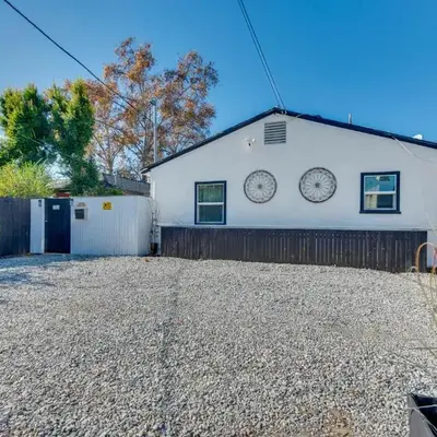 Van Nuys Abode with Patio