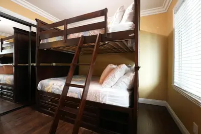 a bunk bed room with two bunk beds at Destination #04 in Anaheim