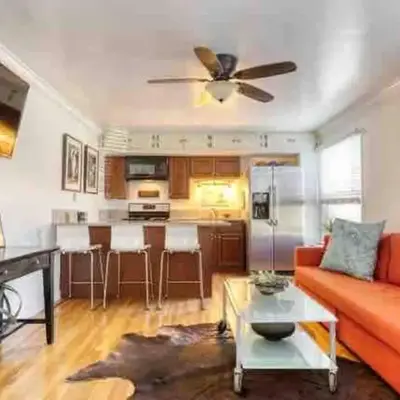 Belmont Shore Beach Bungalow