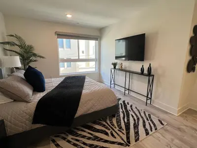 Gallery image of Century City Cozy 2 Br 4 Sleeps Crib W Parking 505 in Los Angeles