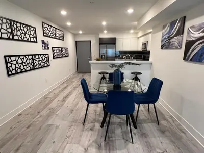Gallery image of Century City Cozy 2 Br 4 Sleeps Crib W Parking 505 in Los Angeles