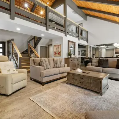 Evergreen -LUXURY CABIN WITH A HOT TUB