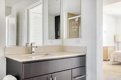 Gallery image of Marina del Rey 2BR w Pool Gym nr beach LAX-637 in Los Angeles