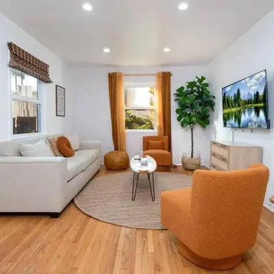 Luxe 1-bedroom Gem: Venice Beach Escape