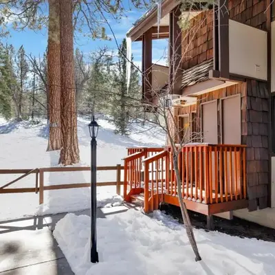 Smith chalet at snow summit #2278