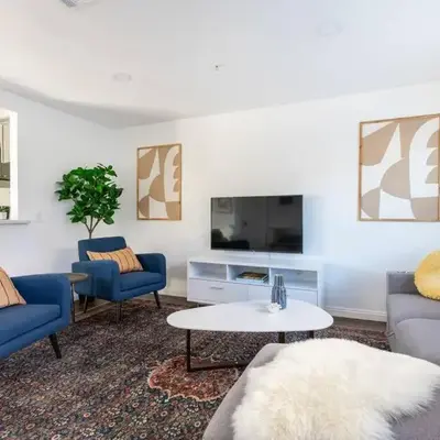 4 bedroom Alhambra Condo near downtown LA