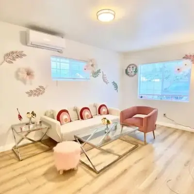 Pink Cozy house 2 bedrooms