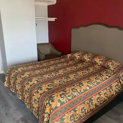 Hi Rise Motel