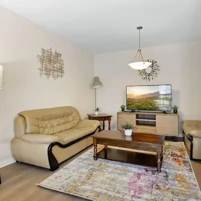 Charming 2BR2BA Home Near Downtown LA And Walkable Amenities