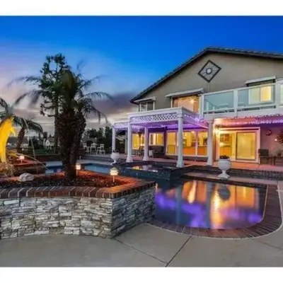 Majestic Anaheim Panorama Hill Home With Sunset