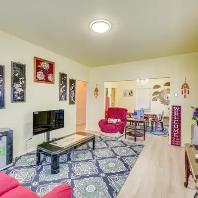 2 Mi to Dtwn! Pet-Friendly Los Angeles Duplex