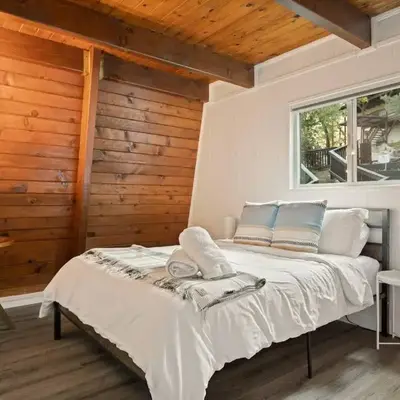 Quiet Mountain Cabin