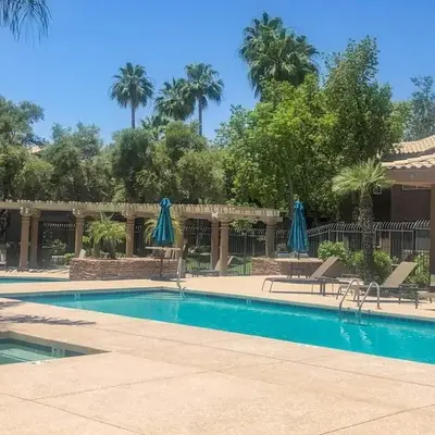 Charming Home Near Six Flags