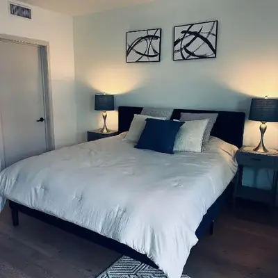 Hollywood Luxury Retreat I Pool Views I Jacuzzi I Fitness Center I Free Parking!