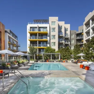 Spacious 2BD 2BA with Huge Balcony