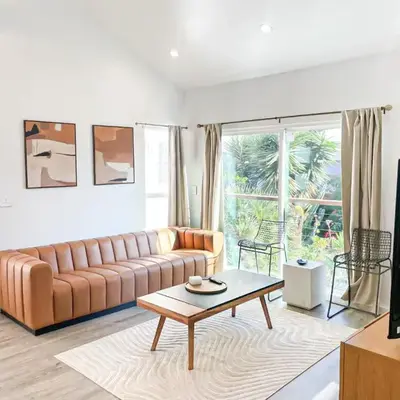 Sunny 1BR with Large Outdoor Lounge Space - SH4LAD