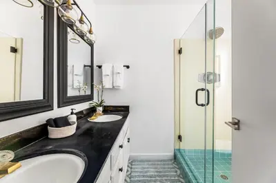 Gallery image of Mid Century Serenity in Los Angeles