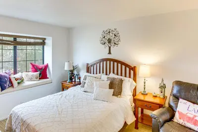 Gallery image of Mtn Condo with Office, 14 Mi to Snow Valley Slopes in Lake Arrowhead