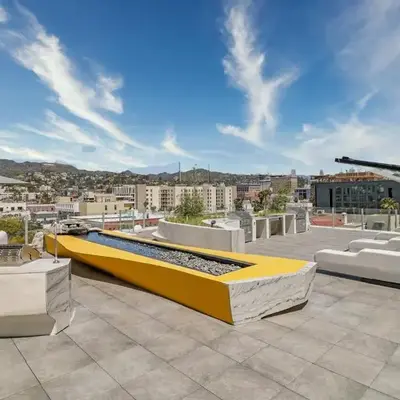 Modern Hollywood Walk of Fame Apts- Free Parking