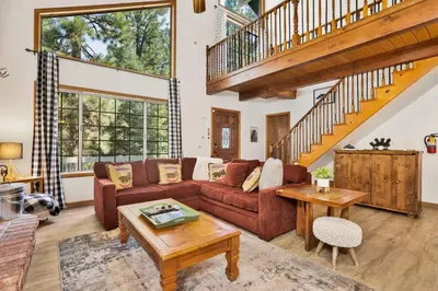 Gallery image of Relaxing Four Bears Cabin in Big Bear Lake in Big Bear Lake