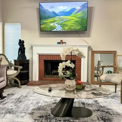 Modern & Spacious Family and Friend 4B3B House