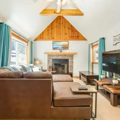 Calm Cozy 3BR cabin wAC