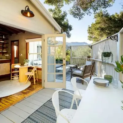 Hillside Hideaway Guest House in Topanga Canyon