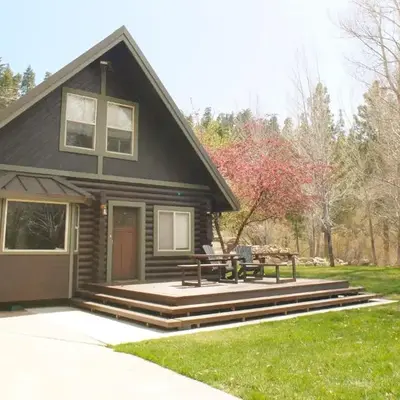 Bear Creek Haven -Nestled between the Village & Lake!
