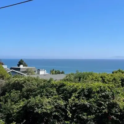 Summerland Beach Oasis- Pet Friendly