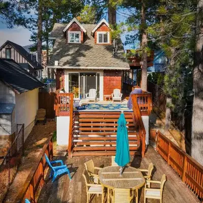 Lakefront w Private Dock Hot Tub Large Deck Views Lakeside on Lagunita