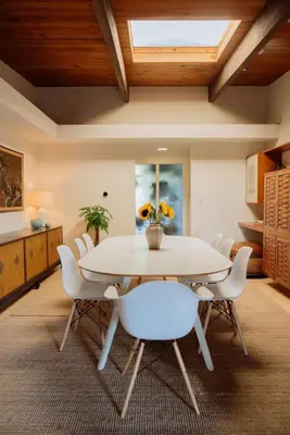 a dining room with a table and chairs at Villa Mountain Getaway with a Pool Hot Tub 5 Beds in Los Angeles