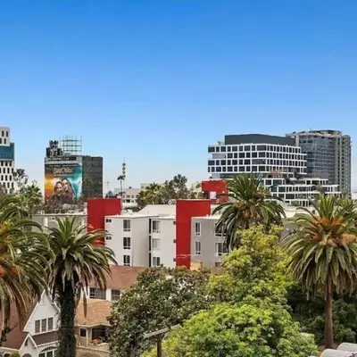 Snazzy 2Bd Apartment Rooftop Pool & Iconic Hollywood Sign Views