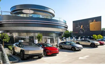 a group of cars parked in front of a building at Best Prime Location Hollywood Private House in Los Angeles