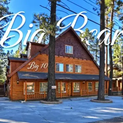 Big 10 Luxury Cabin/Walk to Snow Summit- HotTub