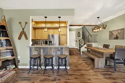 Gallery image of Boulder Bear Lakeside Condo- Big Bear Modern Retreat in Big Bear Lake