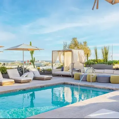 2 King Beds Walk to the Beach Family Friendly AC Parking