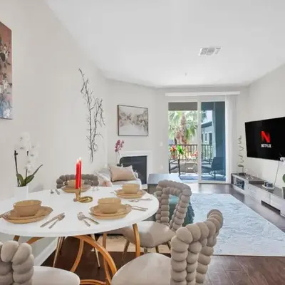 Lux Oasis in Woodland Hills