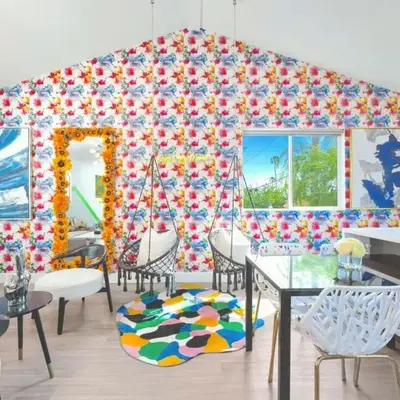 C- Vibrant and Glam NoHo Pad near U-Studios and H-Sign