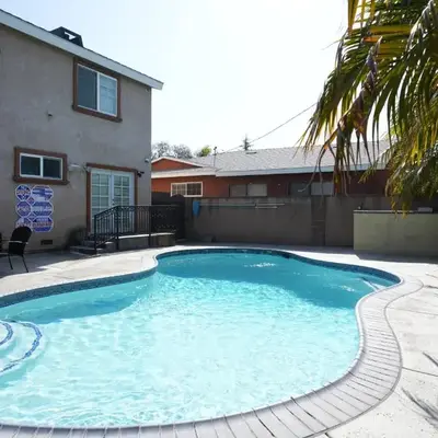 Amazing Large Family Home w/Pool