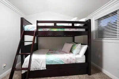 a bunk bed room with two bunk beds at Sweet 4 bedroom, 3 bath plus Loft Bedroom, Pool Home in Anaheim