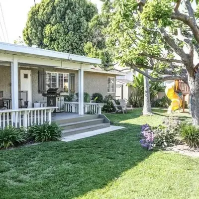 Charming Anaheim Home 1/2 Mile Walk to Disney