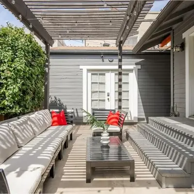 HGTV Featured Modern Craftsman Mins2Beach GameRm