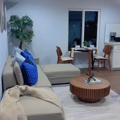 Woodland Hills 1 Bedroom Getaway