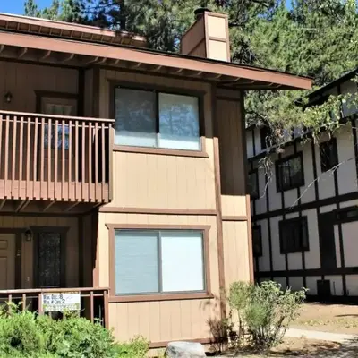 Summit Ski Shack