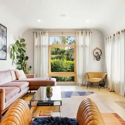 Spanish Bungalow in Trendy Los Feliz For Families